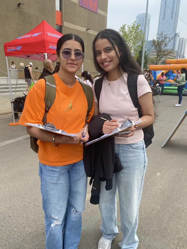 Forever Canadian volunteers connecting with supporters.